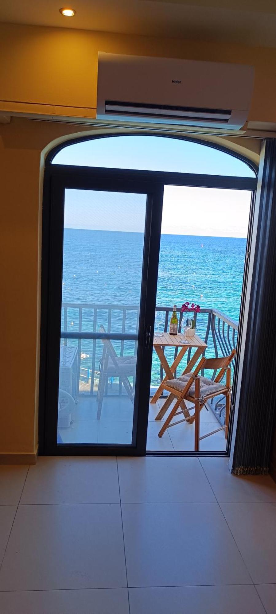 Апартаменти Marsalforn Sea Front Studio Zebbug  Екстер'єр фото